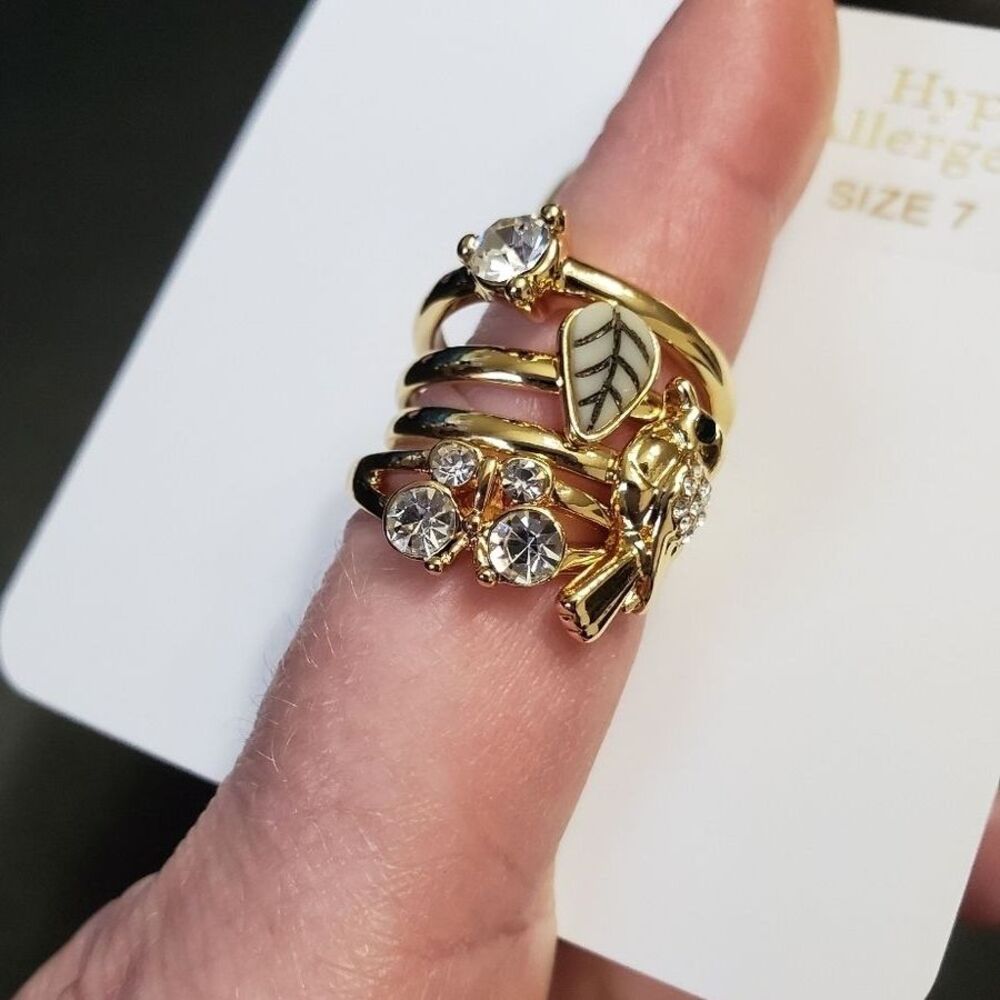 Charming Charlie hypoallergenic gold tone stackable ring set size 7